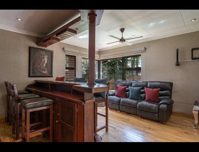 4 BEDROOM FREEHOLD SOLD IN MEYERSDAL
